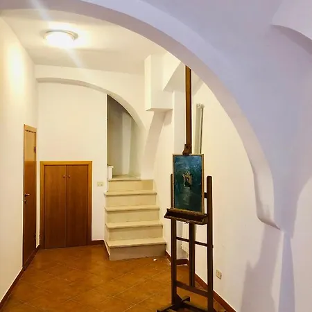 La Casa Di Nonna Clo, Nel Centro Di בית נופש ואסטו