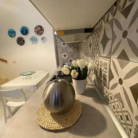 La Casa Di Nonna Clo, Nel Centro Di Nyaraló
