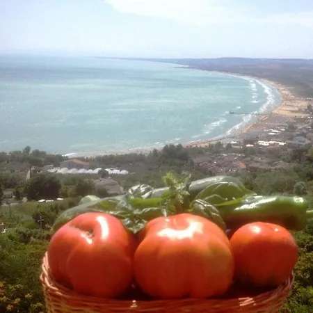 La Casa Di Nonna Clo, Nel Centro Di בית נופש